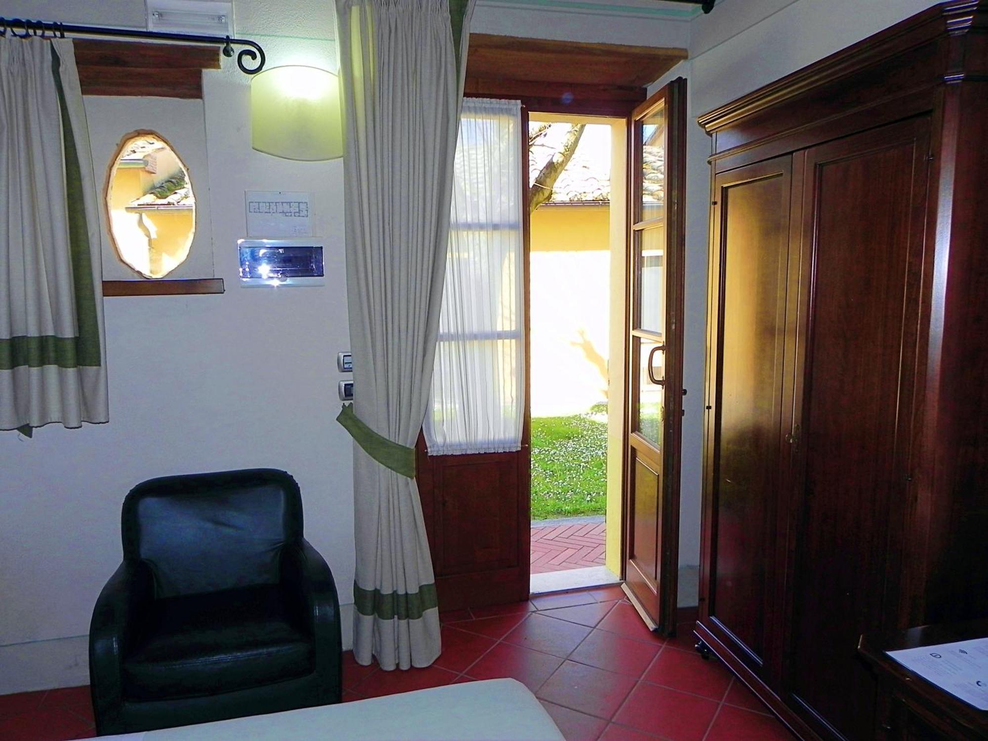Relais La Martina Hotel Pietraviva Exterior photo